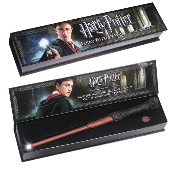 NIB Harry Potter collectors Wands - Picture 13 of 13